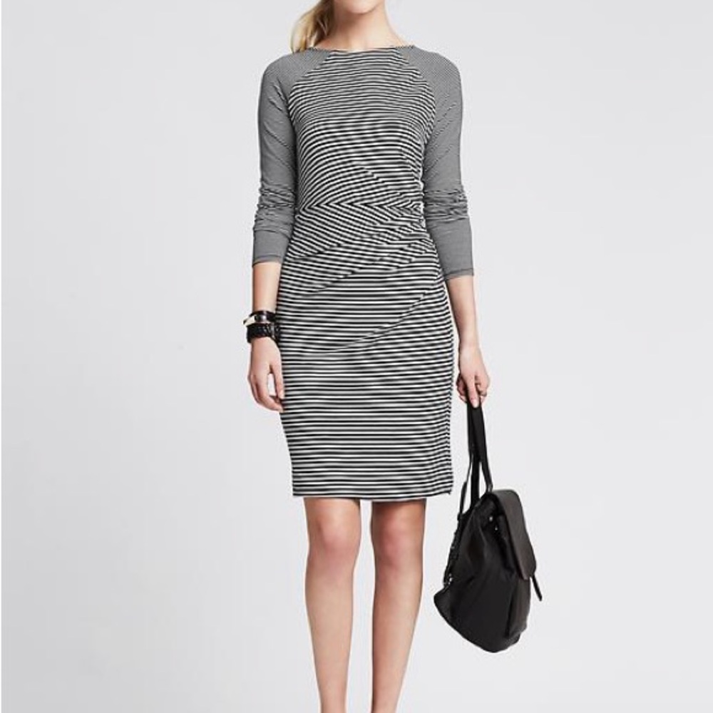 Banana Republic Black and White Long Sleeve Dress